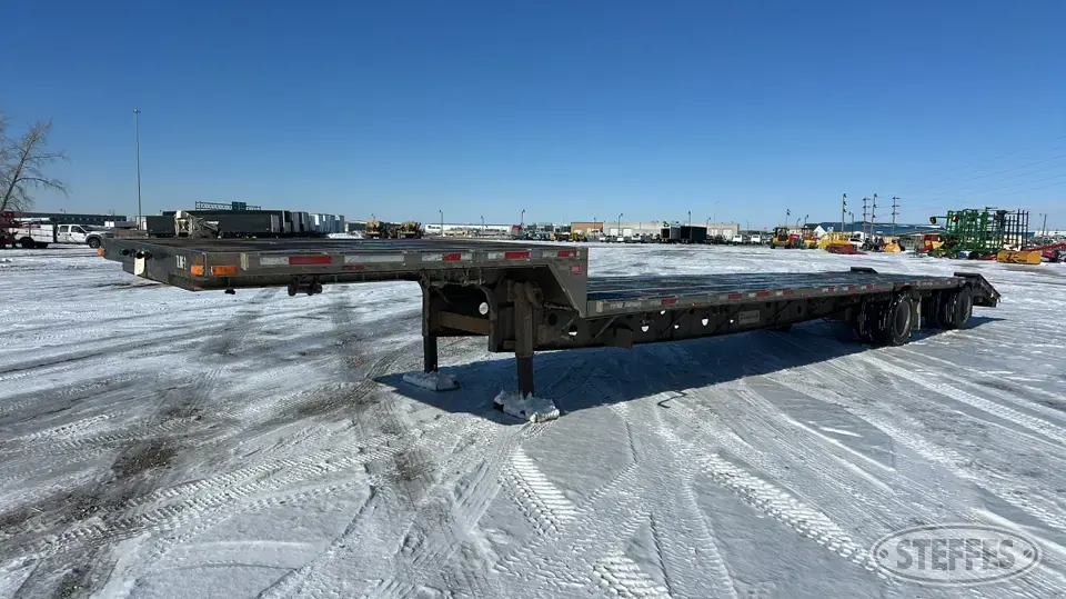 2006 Transcraft Step Deck Trailer