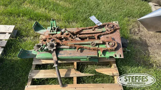 John Deere corn head row unit