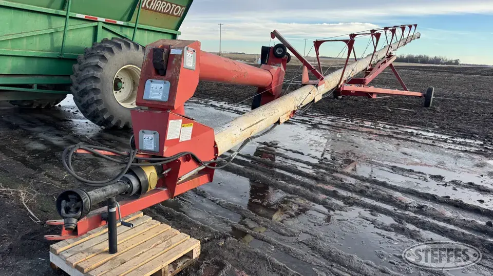 Feterl 1292 Swing Hopper Auger