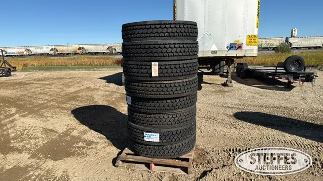 (8) Invovic FM750 11R22.5 tires