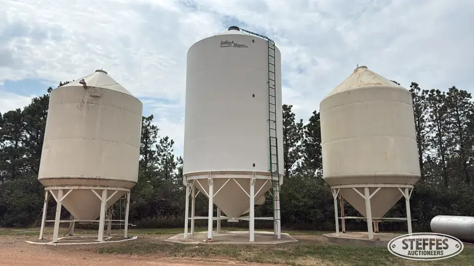 Amber Waves 1640 Hopper Bin