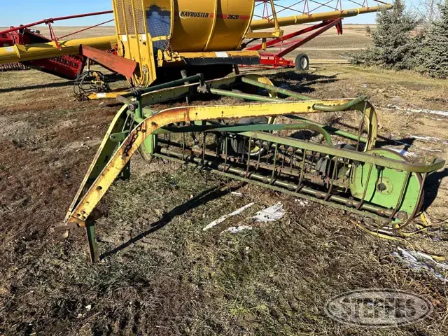 John Deere 894A