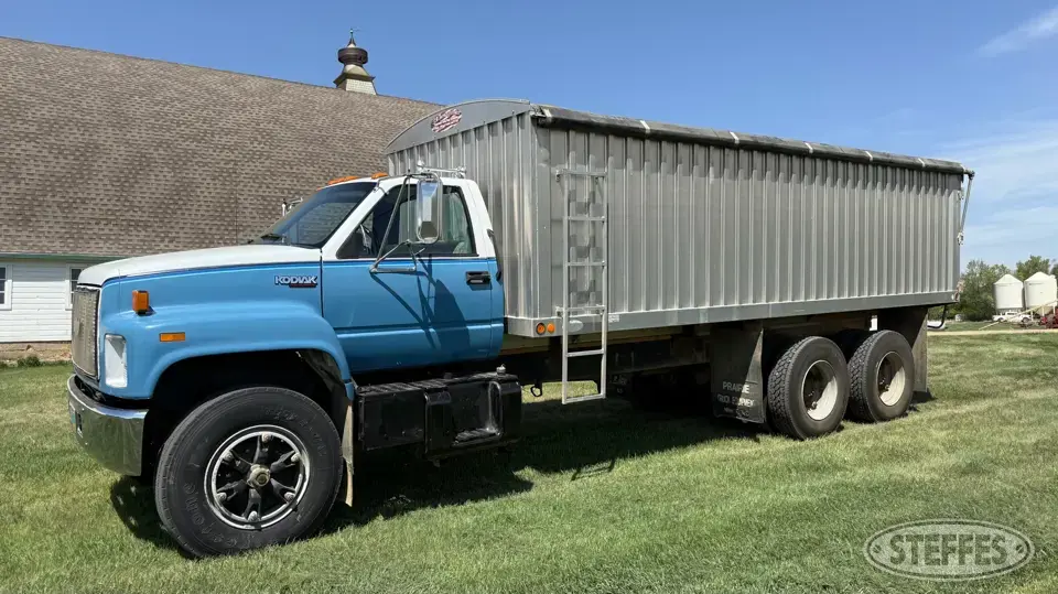 1992 Chevrolet Kodiak Tandem Boxed Truck