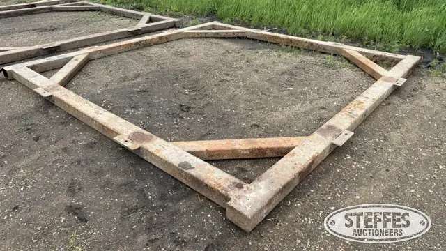 Hopper bin base