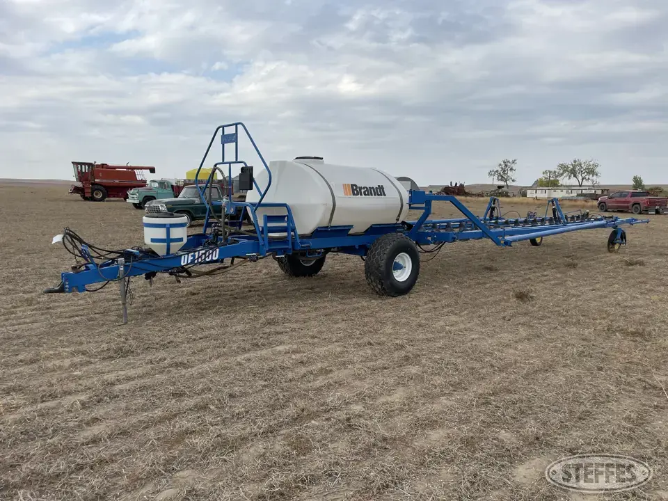 Brandt QF1500 Pull-Type Sprayer