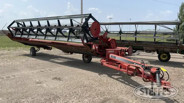 Case IH 8220