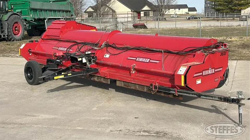 2022 Hiniker 5620 Stalk Chopper