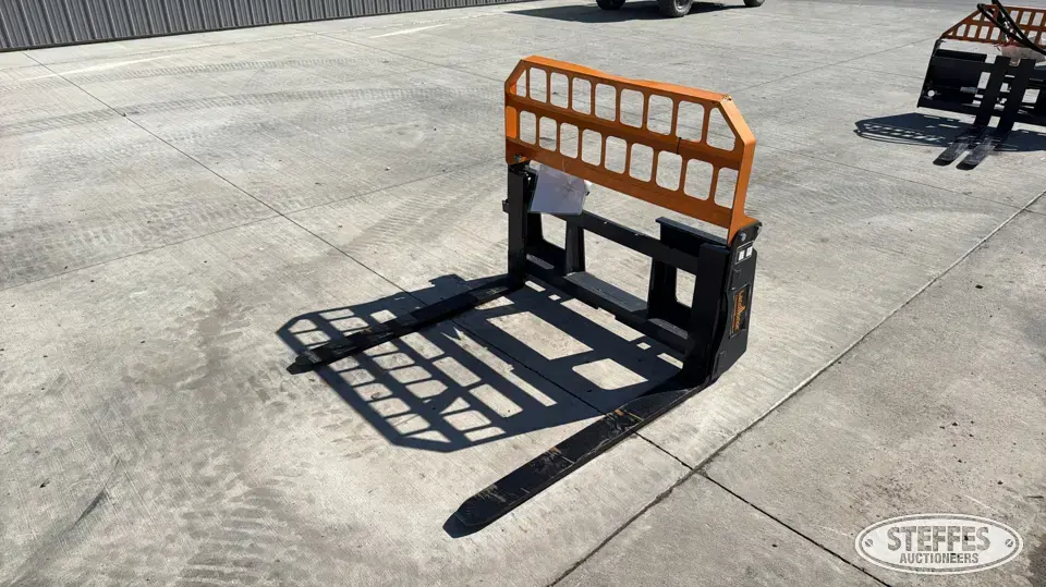 2026 Land Honor PF-11-3500G Skid Steer Fork