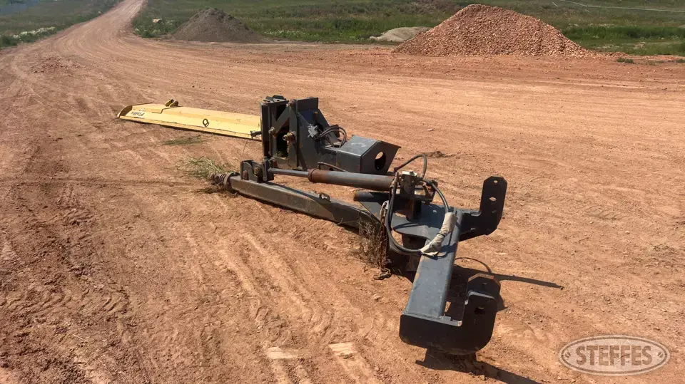 Falls IM3014 Motor Grader