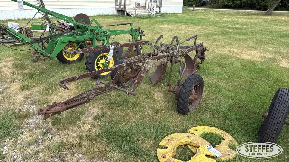 John Deere No. 44 Collectible Machinery-Other