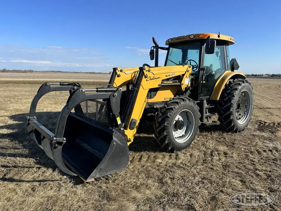 2008 Challenger MT465B MFWD Tractor