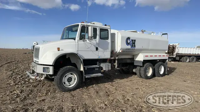 2000 Freightliner FL80