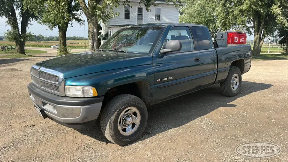 1999 Dodge Ram 1500 Half Ton Pickup