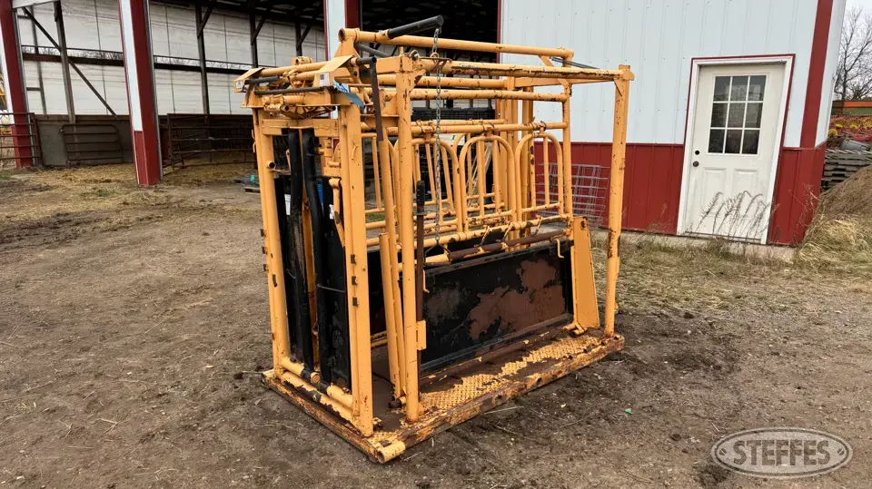 For-Most Squeeze Chute
