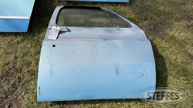 Chevrolet RH door