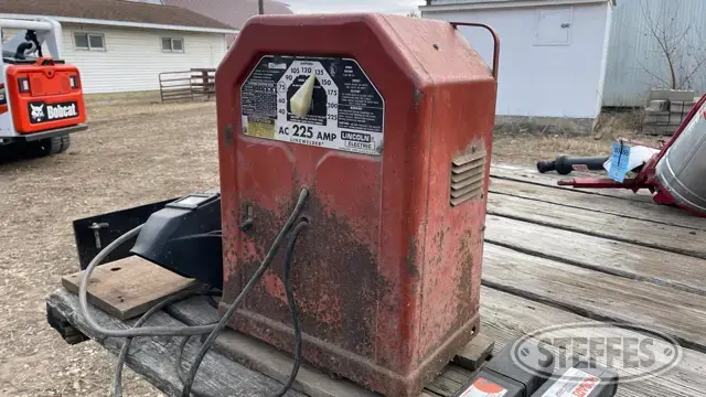 Lincoln Electric AC-225