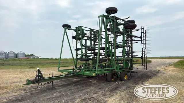 John Deere 1650