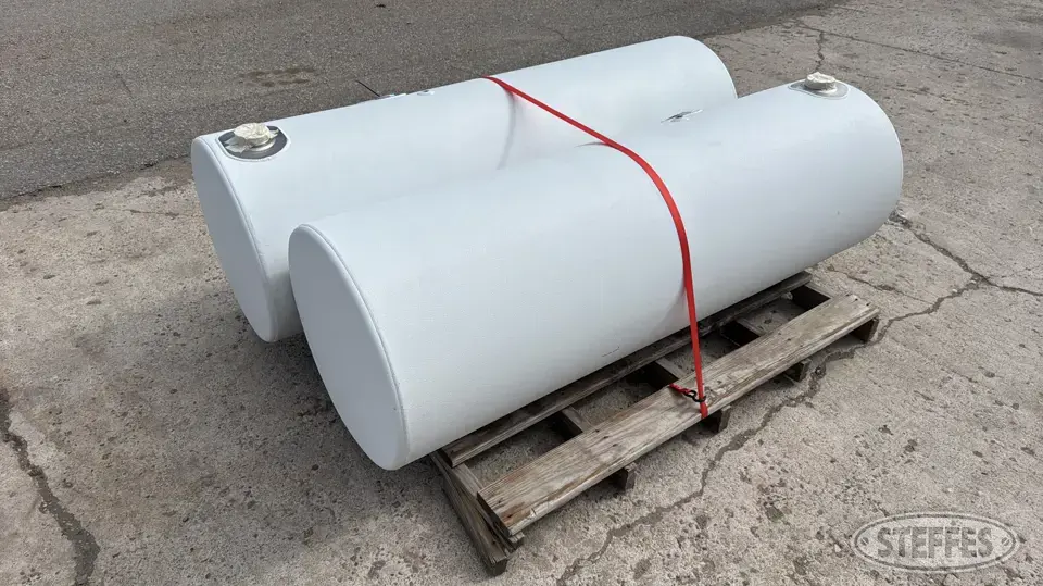 (2) Kenworth 150 gal. fuel tanks Truck-Trailer Part