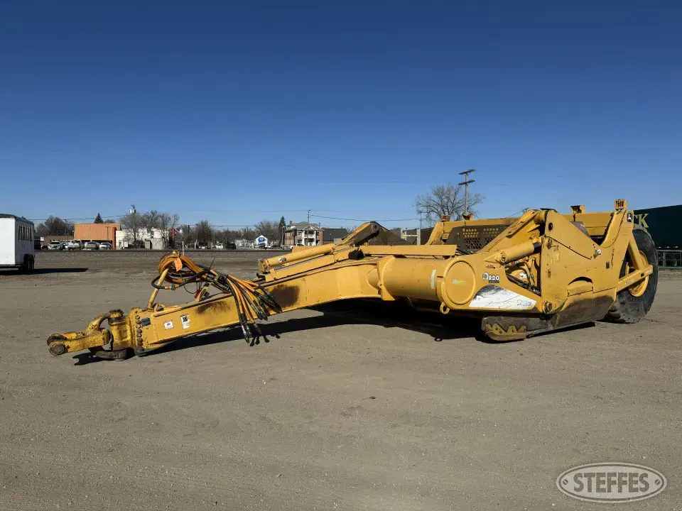 2008 John Deere 2112E Pull Scraper