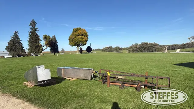 Shop-built saddle tanks