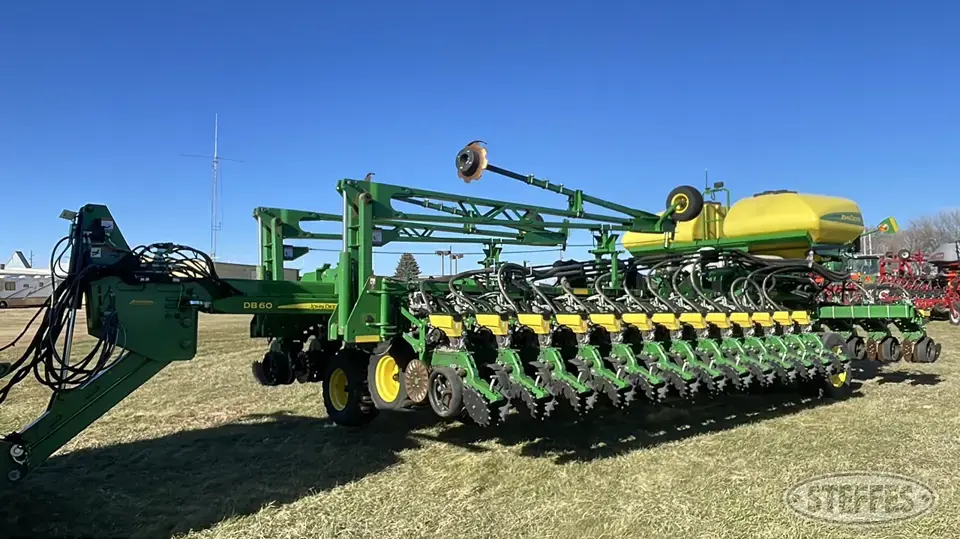 2020 John Deere DB60 12 or More Row Planter