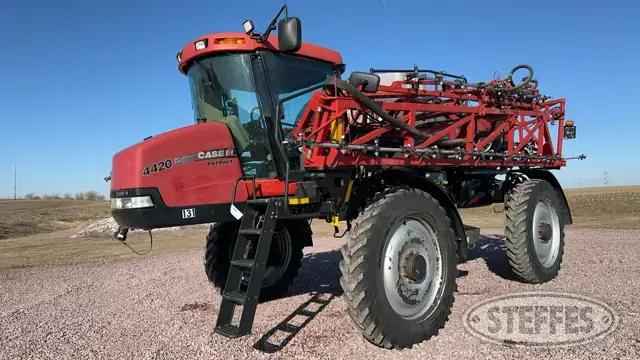 2009 Case IH Patriot 4420