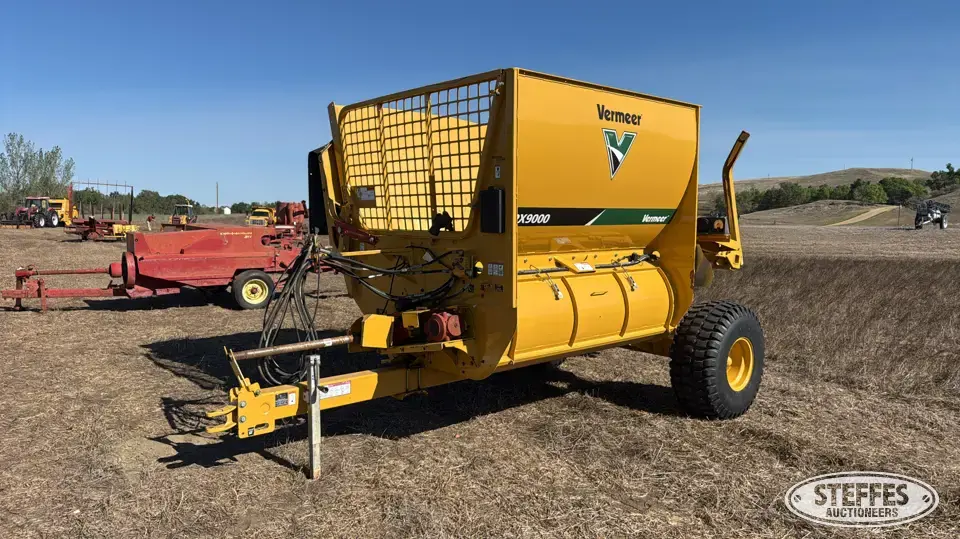 2015 Vermeer BPX9000 Forage Processing