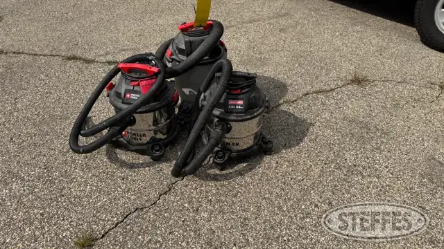 (3) Wet/dry vacuums
