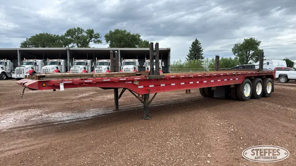 1981 Trail-Eze Specialty Trailer