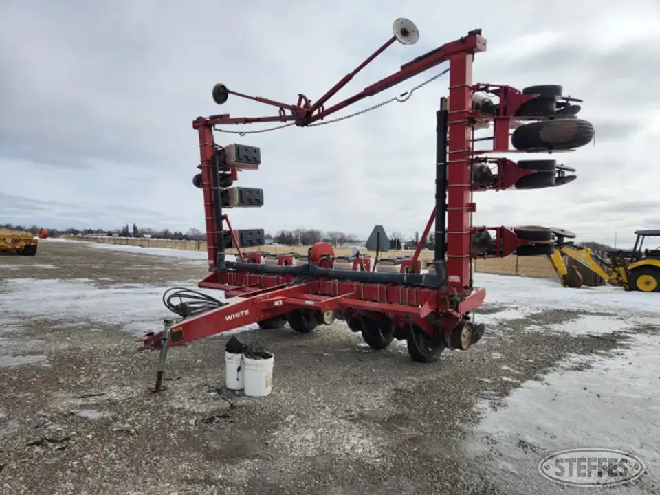 White 6100 12 or More Row Planter