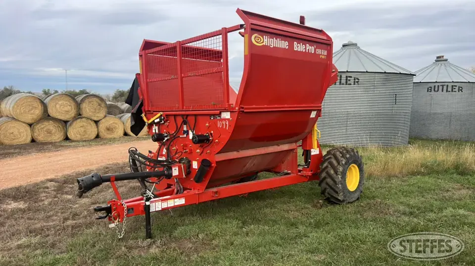 2019 Highline CRF650 Bale Handling