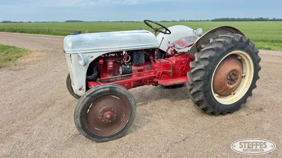 1948 Ford 8N Collectible Tractor