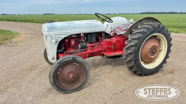 1948 Ford 8N