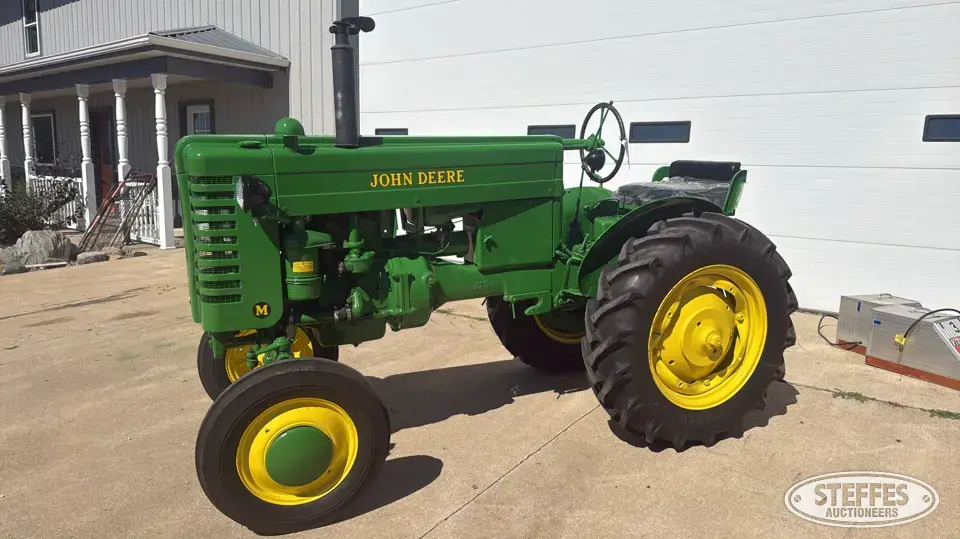 John Deere M Collectible Show Tractors-Stationary Engine