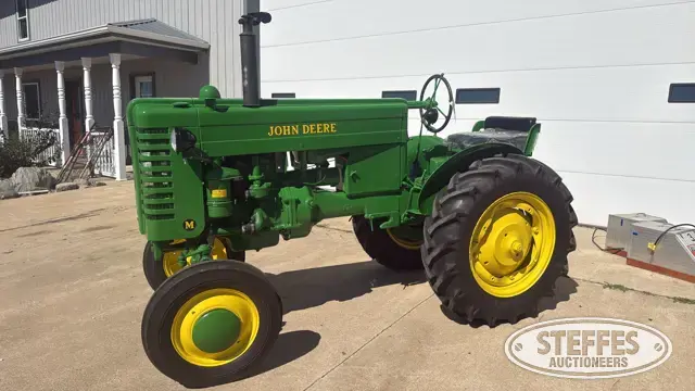 John Deere M