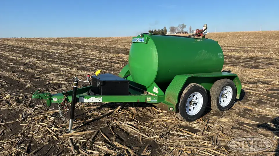 Load Trail Fuel-Lube Trailer