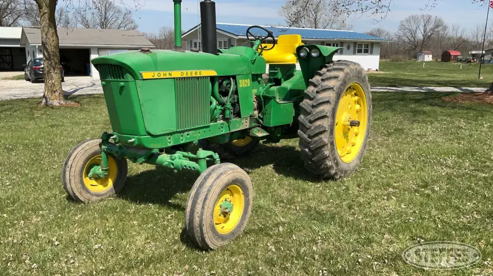 1968 John Deere 3020 2WD Tractor