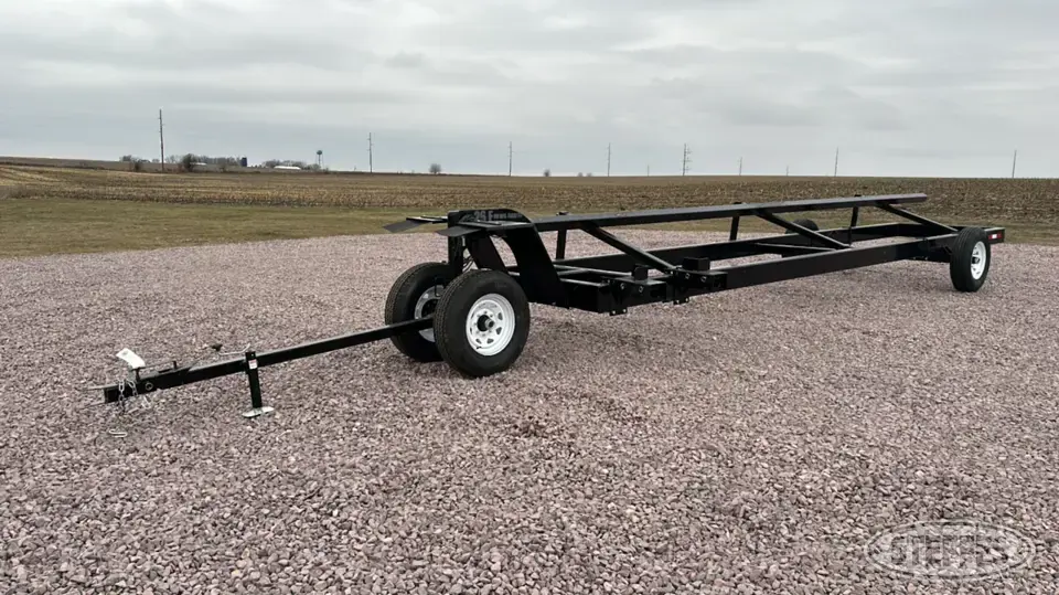 2023 FW Mfg 26F Header Trailer