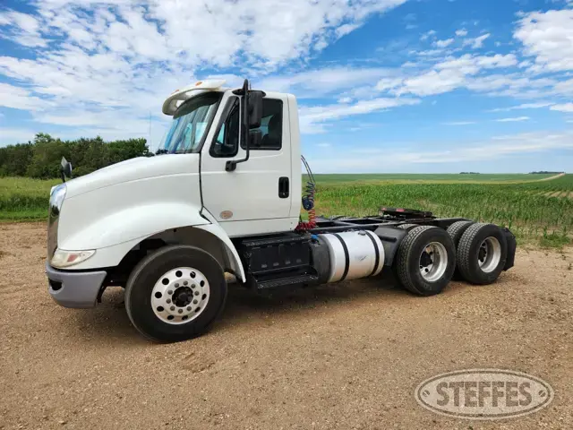 2017 IHC 8600