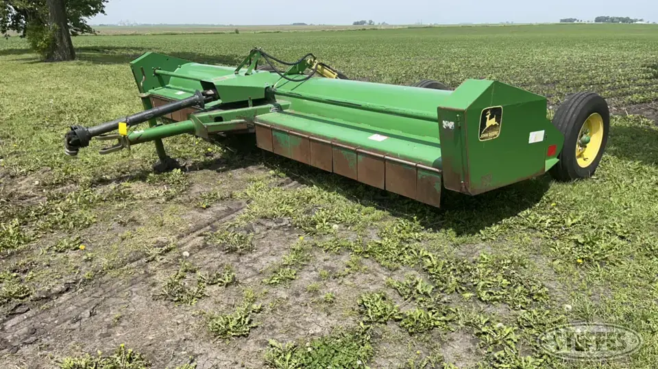 John Deere 115 Stalk Chopper