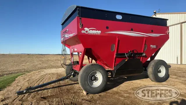 2005 Demco 650
