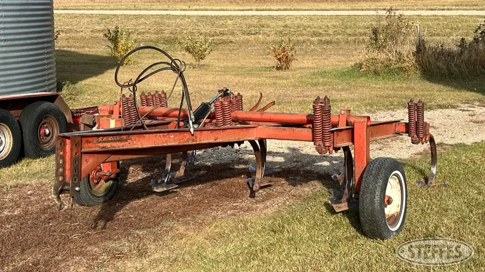 Bush Hog Chisel Plow