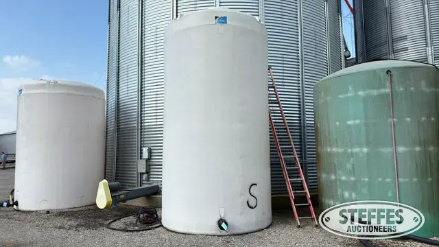 Ace Roto-Mold approx. 6,000 gal. poly tank