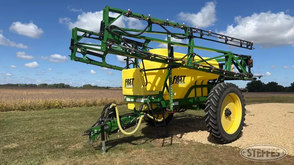 2011 Fast 9613 Pull-Type Sprayer