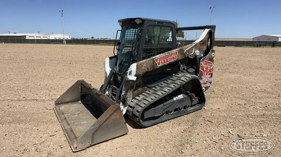 2020 Bobcat T76 Tracked Skid Steer