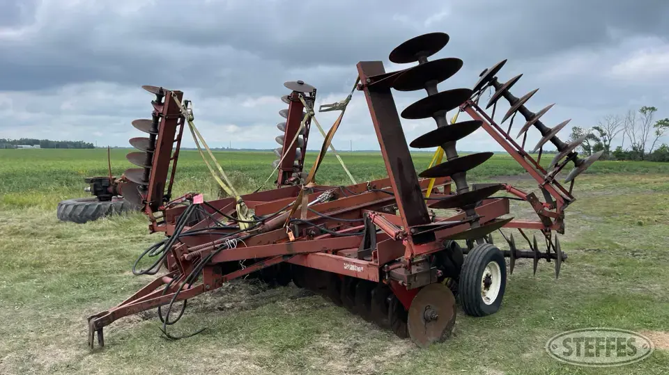 International 470 Disc