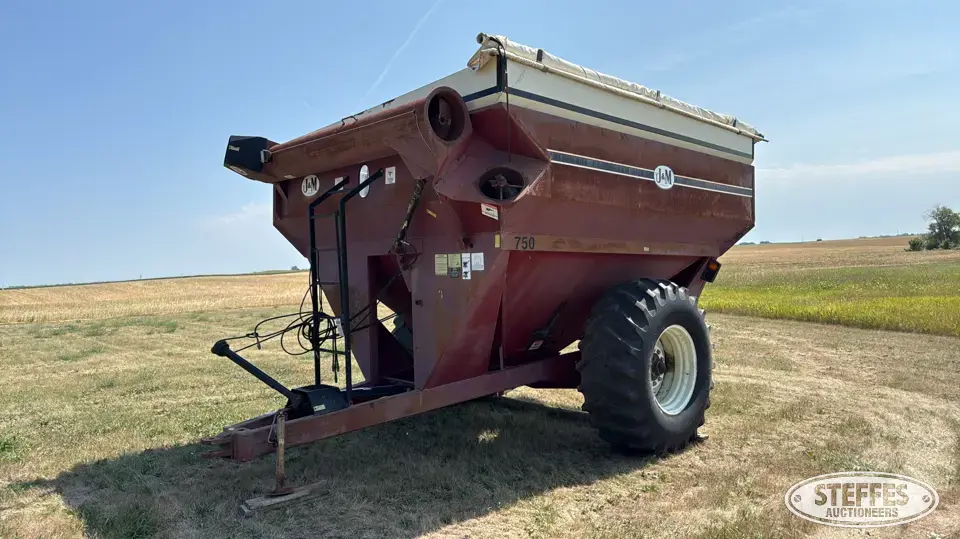 J&M Mfg. 750-14 Grain Cart