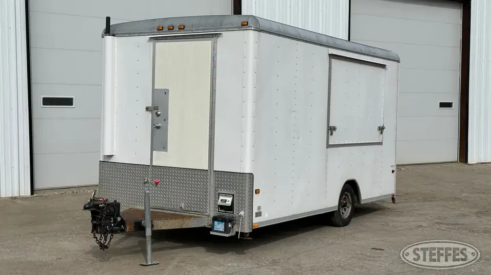 2001 Wells Cargo Enclosed Cargo Trailer