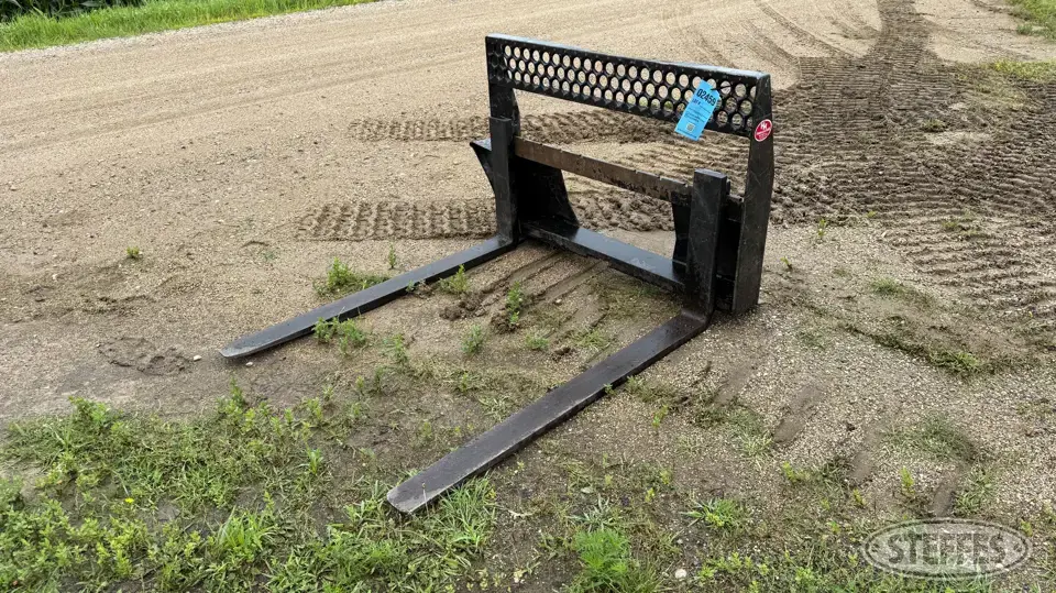 HH Fabrication Skid Steer Fork