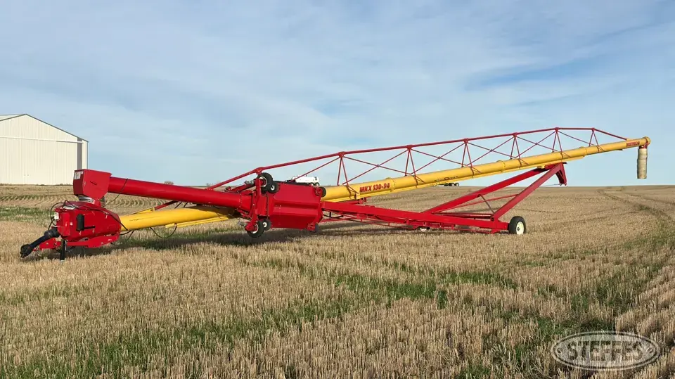 Westfield MKX130-94 Swing Hopper Auger